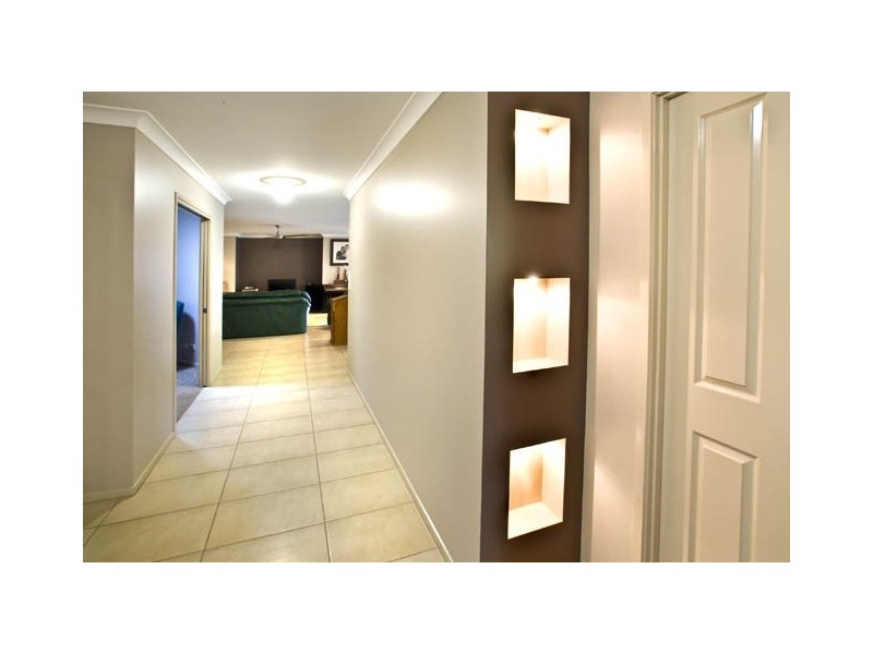 16 Gawler Cres, Bracken Ridge QLD 4017