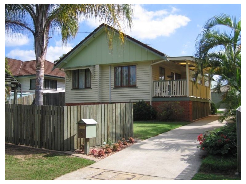 4 Kenbarry Street, Brighton QLD 4017