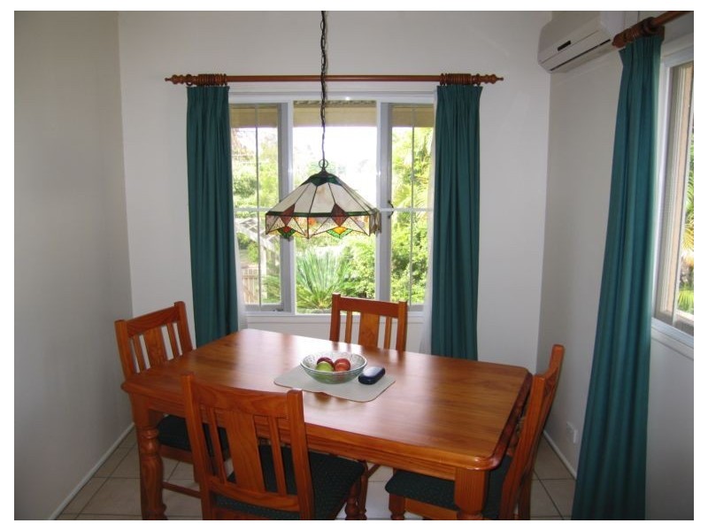 4 Kenbarry Street, Brighton QLD 4017