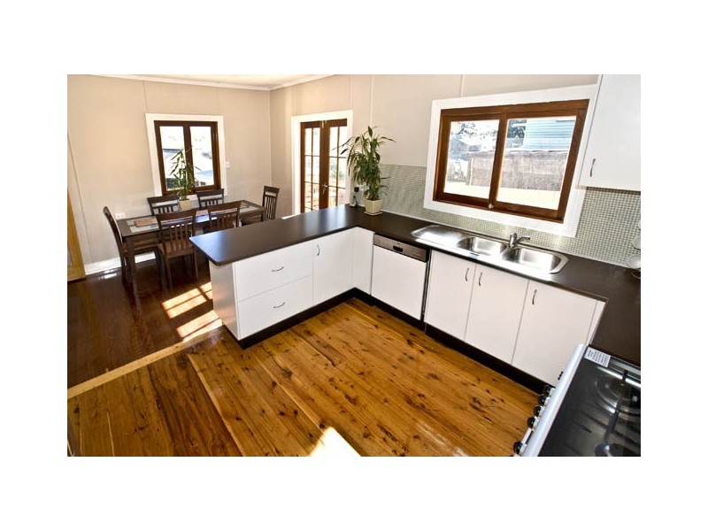 77 Massie Street, Brighton QLD 4017