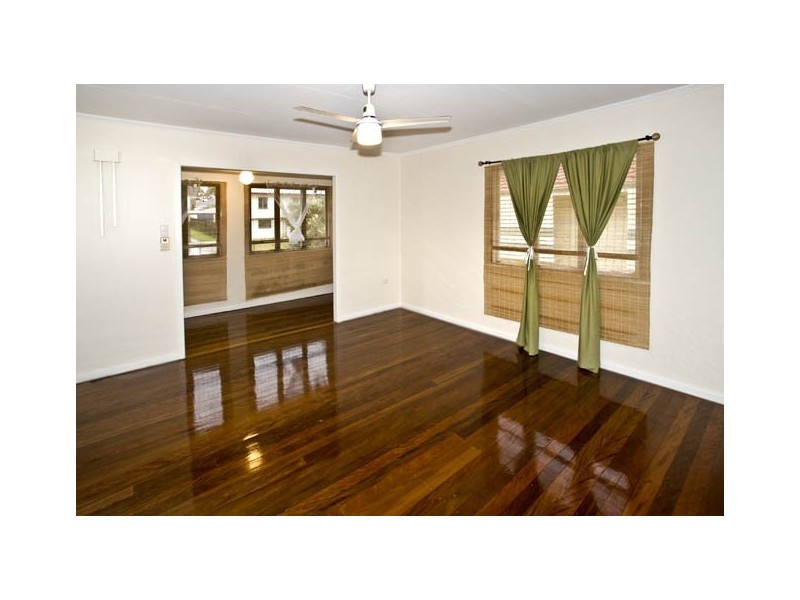 15 Sunwell Street, Brighton QLD 4017