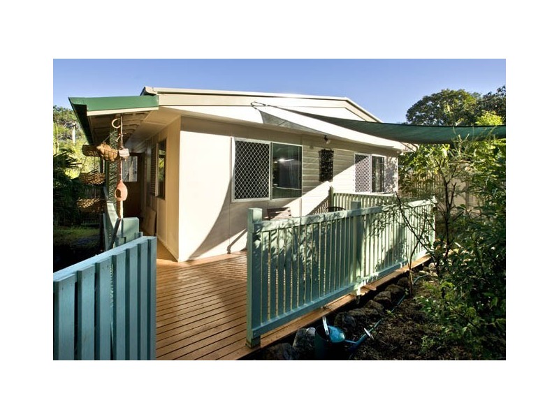 18 Wighton Street, Sandgate QLD 4017