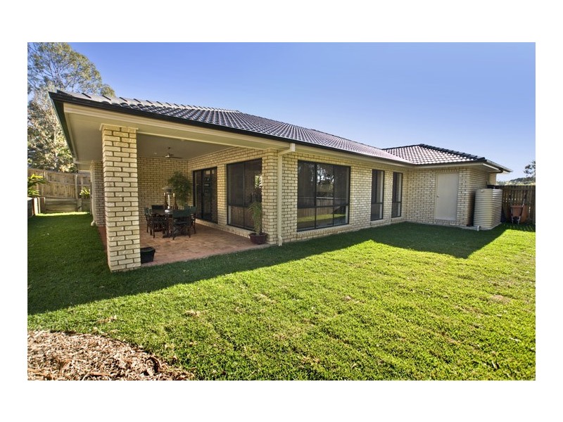 11 Venice Crescent, Brighton QLD 4017