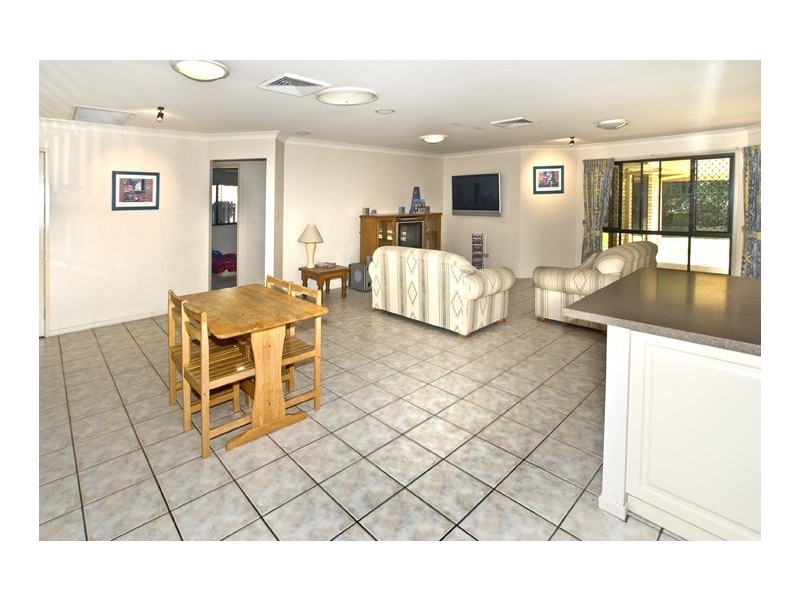 17 Melvina Place, Bracken Ridge QLD 4017