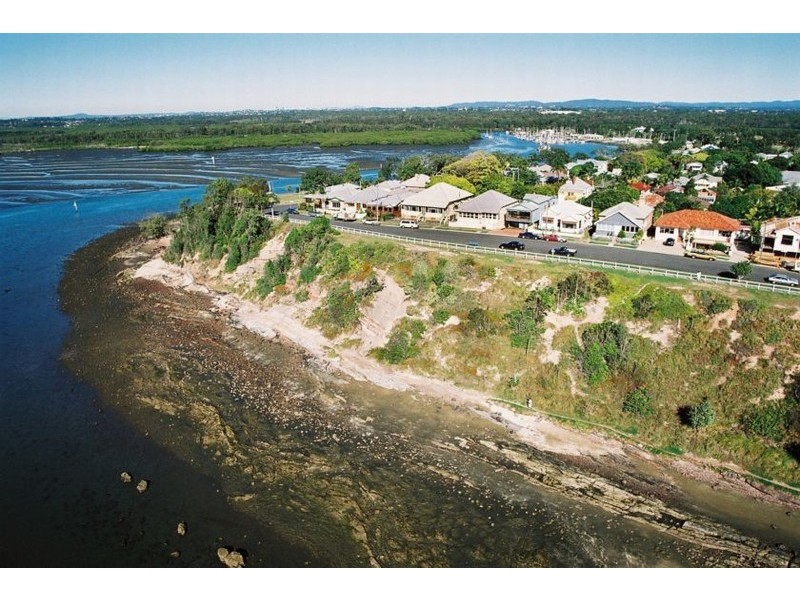 110 Shorncliffe Parade, Shorncliffe QLD 4017