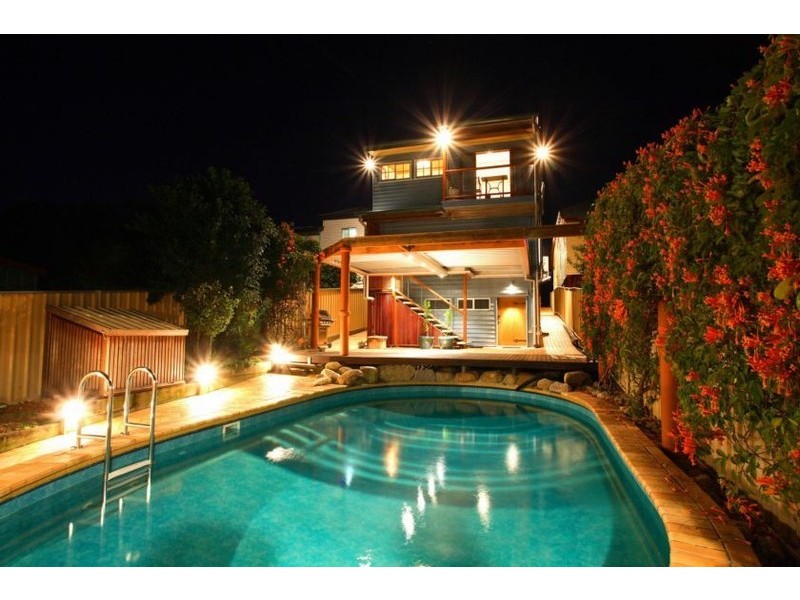 110 Shorncliffe Parade, Shorncliffe QLD 4017