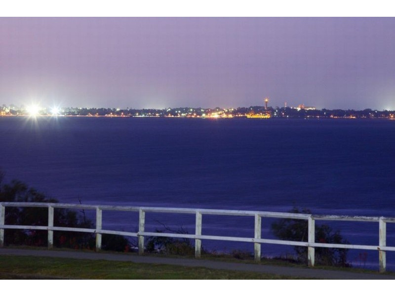 110 Shorncliffe Parade, Shorncliffe QLD 4017