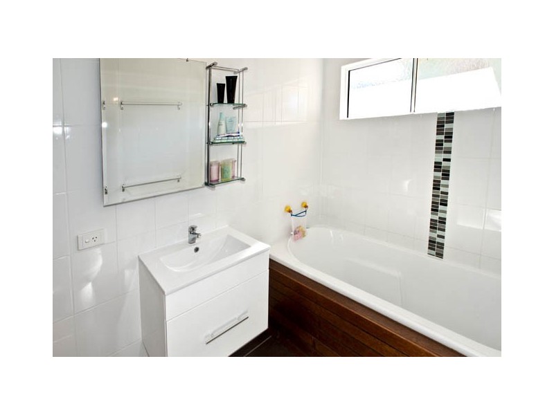 77 Massie Street, Brighton QLD 4017