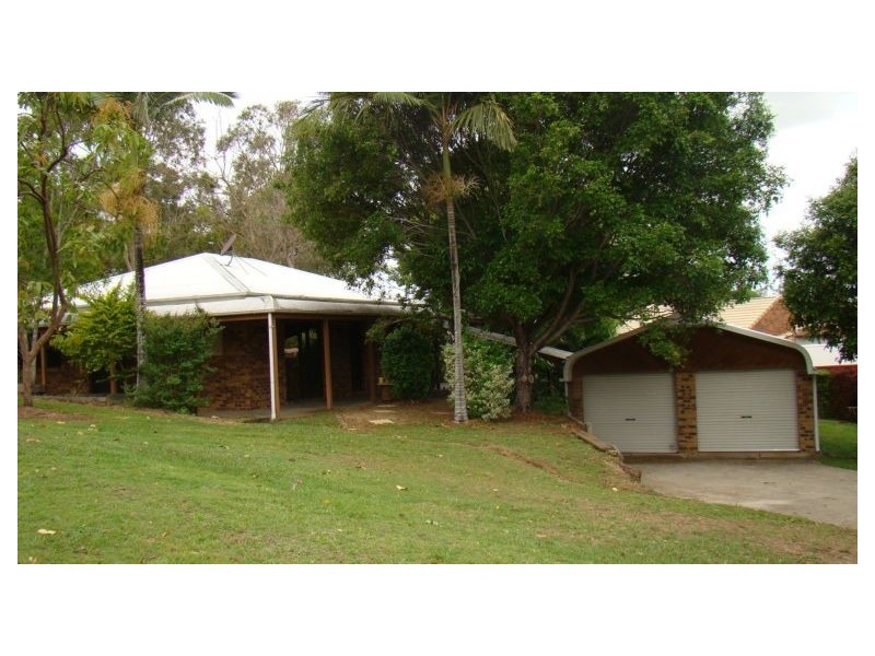 2 Champagne Street, Petrie QLD 4502