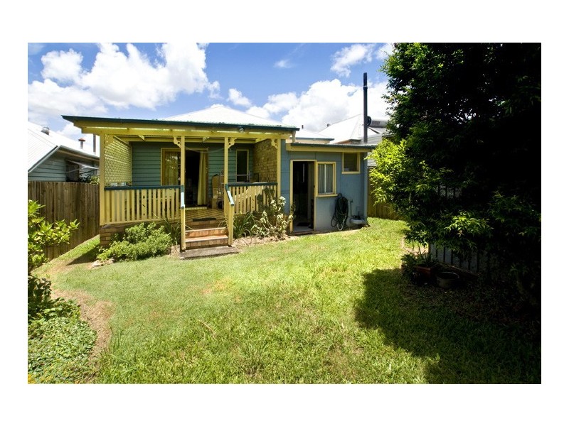 14 High Street, Brighton QLD 4017