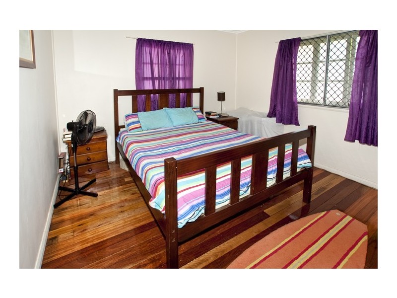 34 Saul Street, Brighton QLD 4017