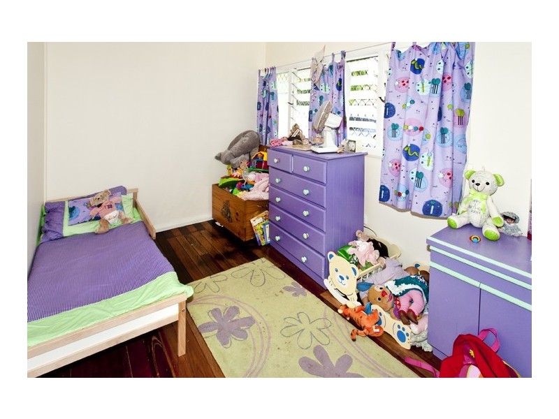 34 Saul Street, Brighton QLD 4017