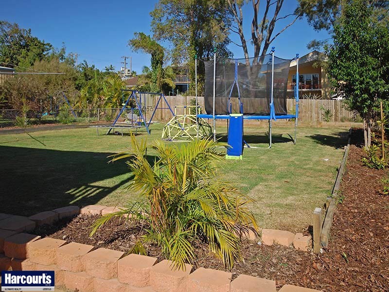 32 Saul Street, Brighton QLD 4017