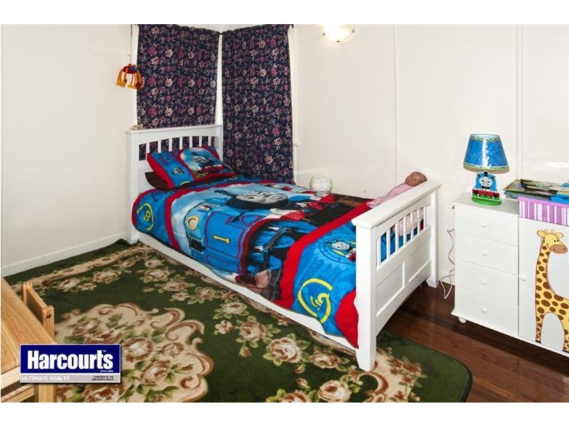 27 High Street, Brighton QLD 4017