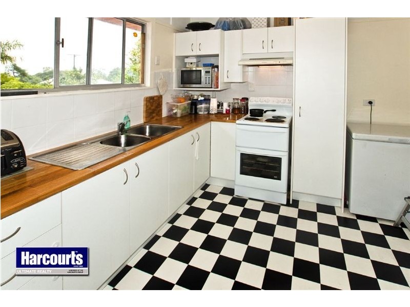 27 High Street, Brighton QLD 4017