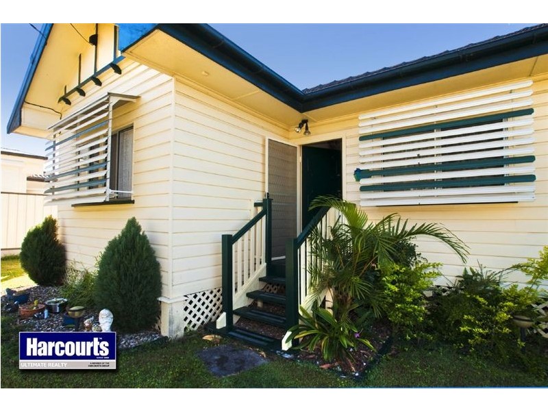 8 Bradfield St, Brighton QLD 4017