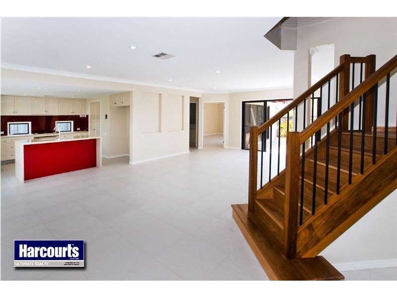 23 Azienda Place, Bridgeman Downs QLD 4035