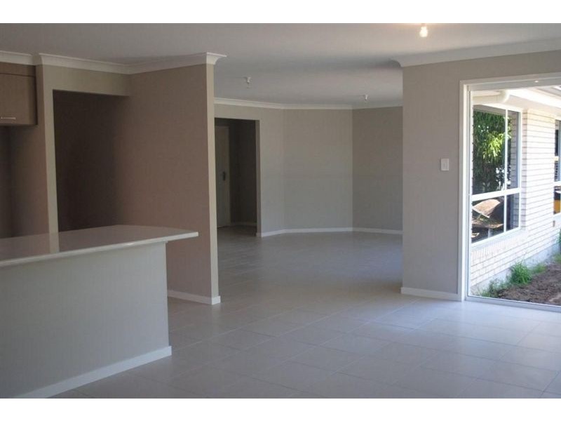 70 Agnew Street, Sandgate QLD 4017