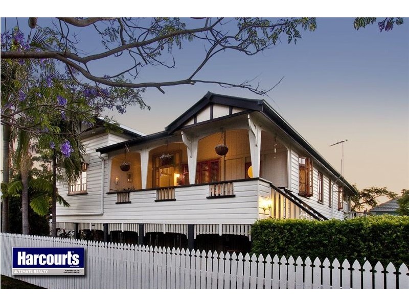 35 Palm Avenue, Sandgate QLD 4017