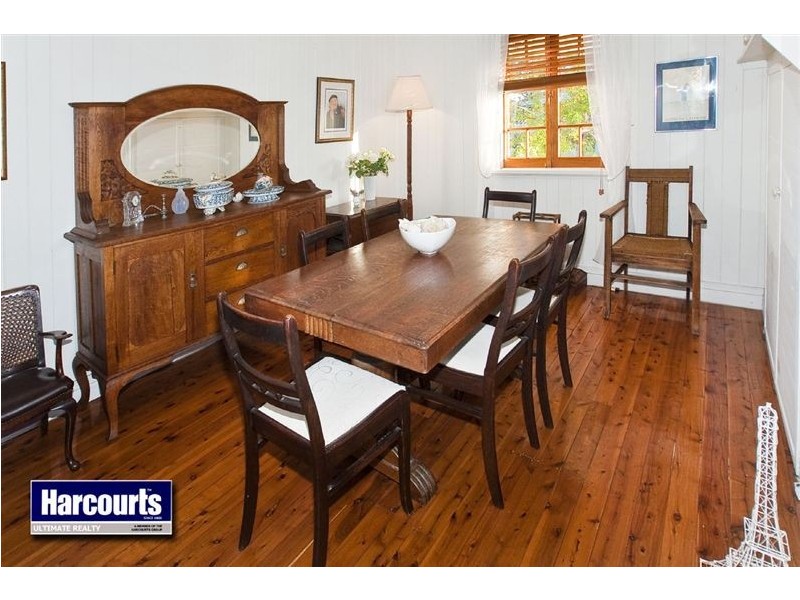 35 Palm Avenue, Sandgate QLD 4017