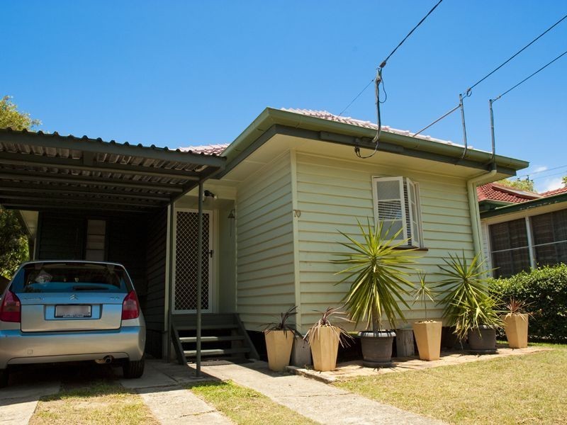 70 Burralong Street, Deagon QLD 4017