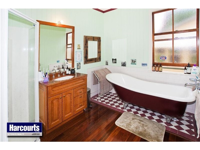 66 Griffith Street, Sandgate QLD 4017