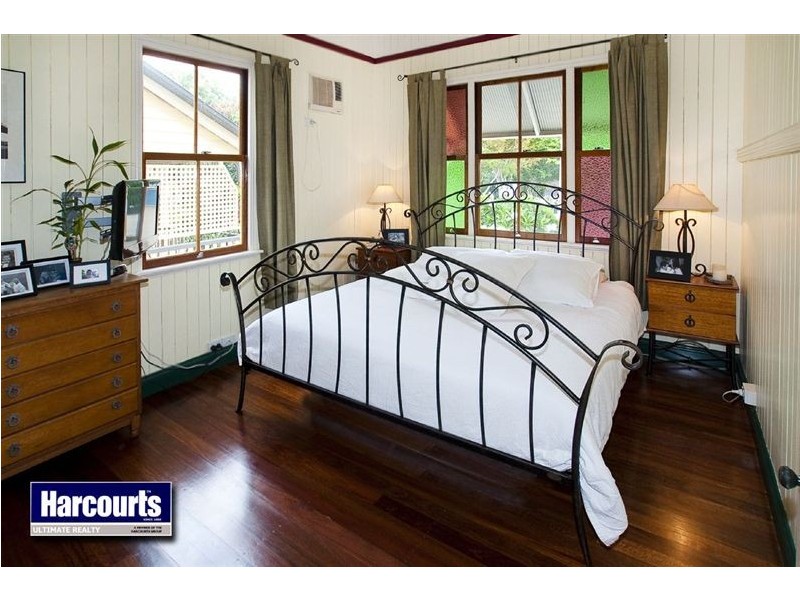 66 Griffith Street, Sandgate QLD 4017