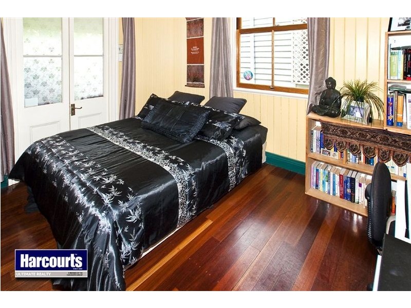 66 Griffith Street, Sandgate QLD 4017