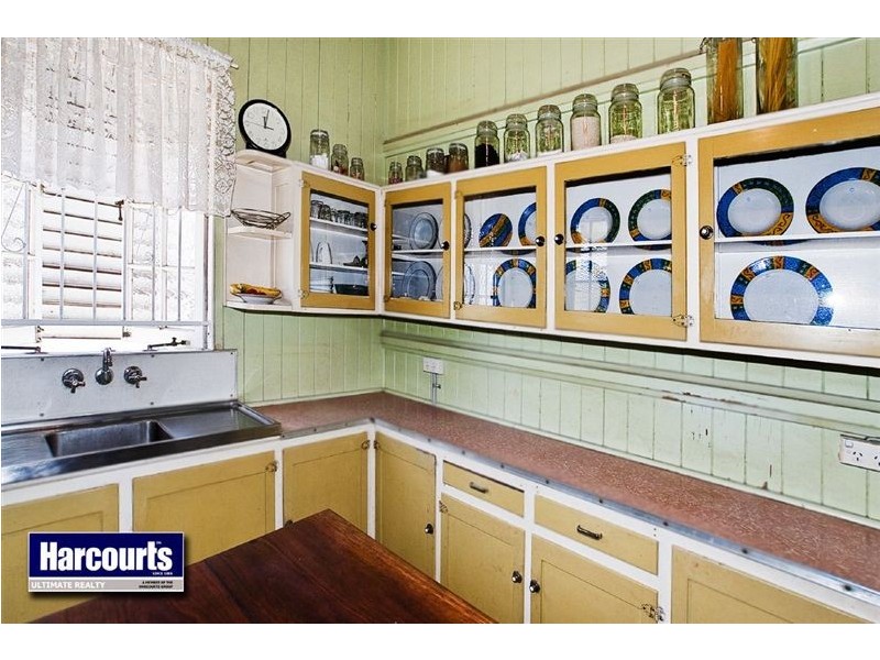 34 Towner Street, Sandgate QLD 4017