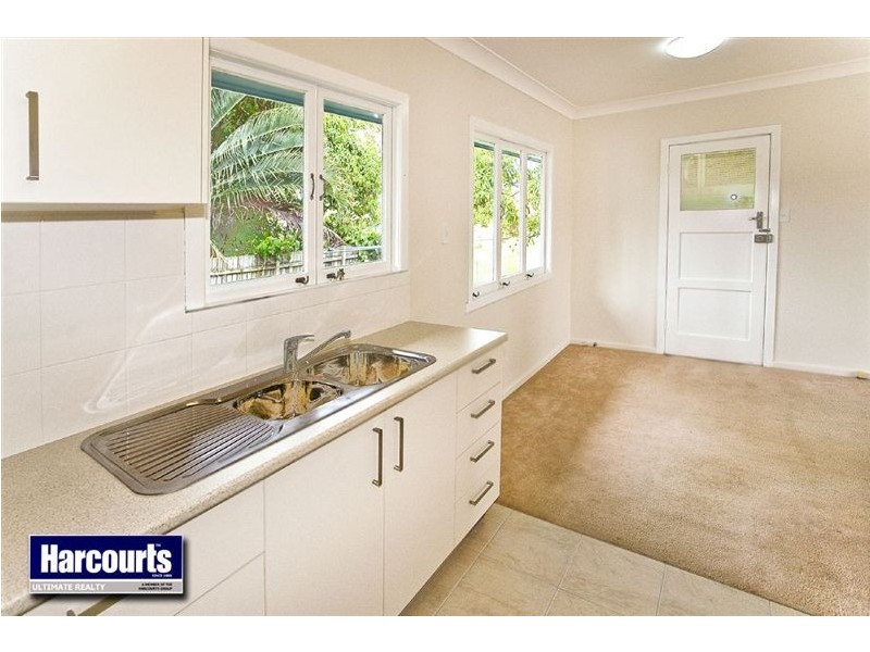 70 Albury Street, Deagon QLD 4017