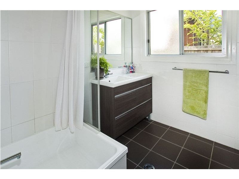 23 Murray Street, Sandgate QLD 4017