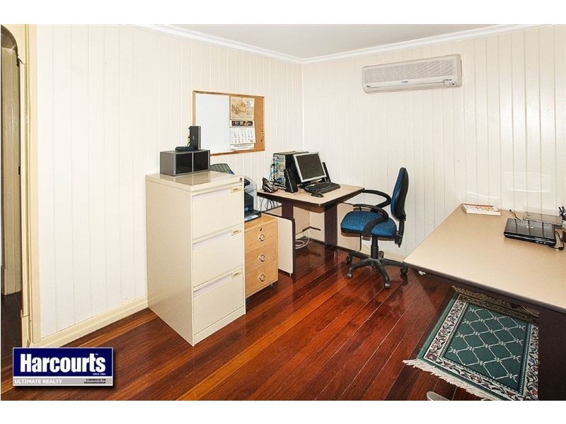 53 Wharf Street, Shorncliffe QLD 4017