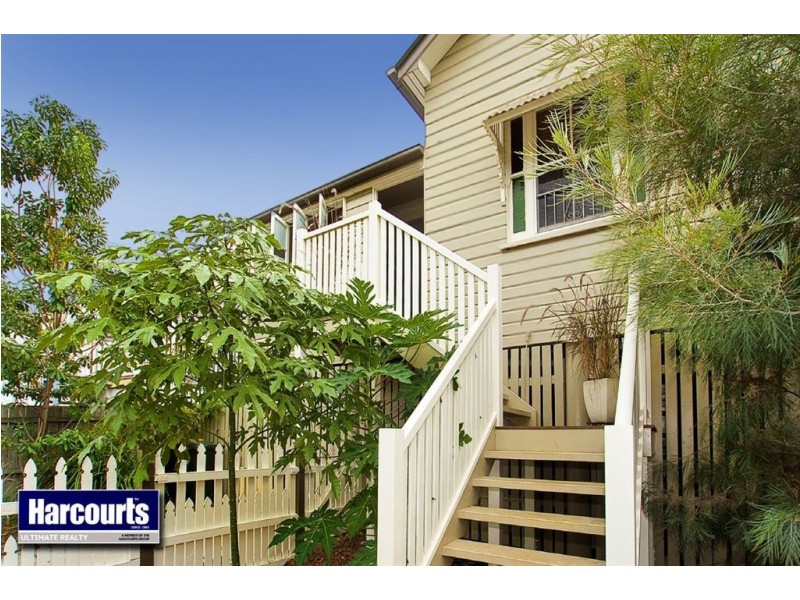 10 Todd Street, Shorncliffe QLD 4017