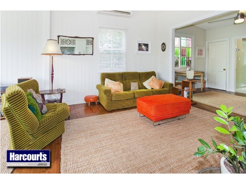 10 Todd Street, Shorncliffe QLD 4017