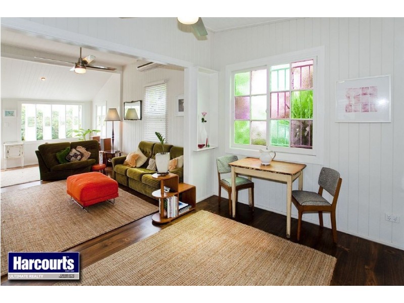 10 Todd Street, Shorncliffe QLD 4017