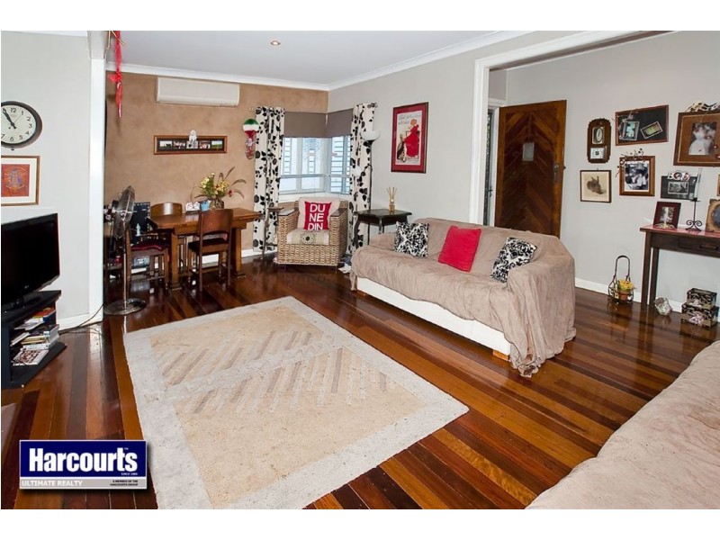 34 Wharf Street, Shorncliffe QLD 4017