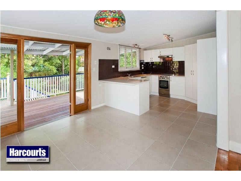 5 Barclay Street, Sandgate QLD 4017