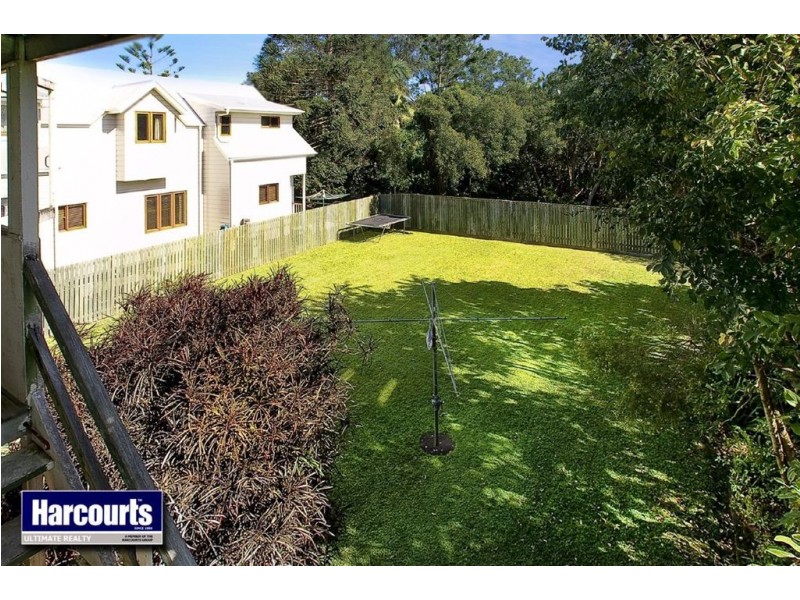 81 Palm Avenue, Shorncliffe QLD 4017