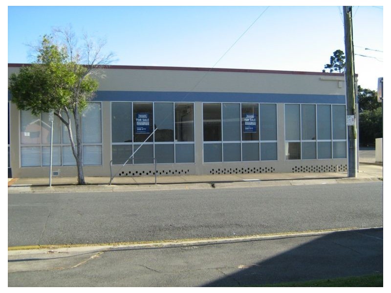 16  Brighton road, Sandgate QLD 4017