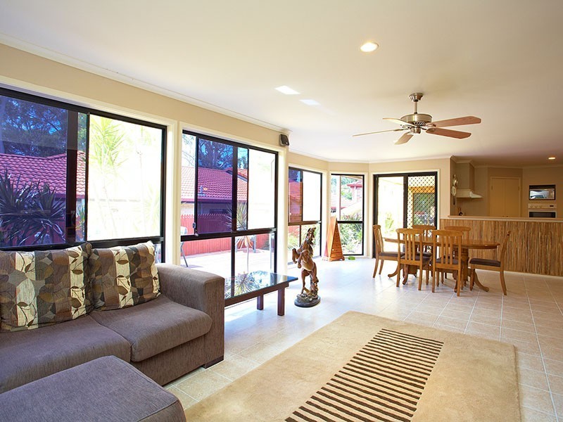 83 Silvara Cct, Capalaba QLD 4157