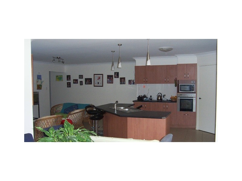 5 Caswell Crescent, Redland Bay QLD 4165