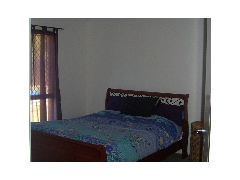 5 Caswell Crescent, Redland Bay QLD 4165