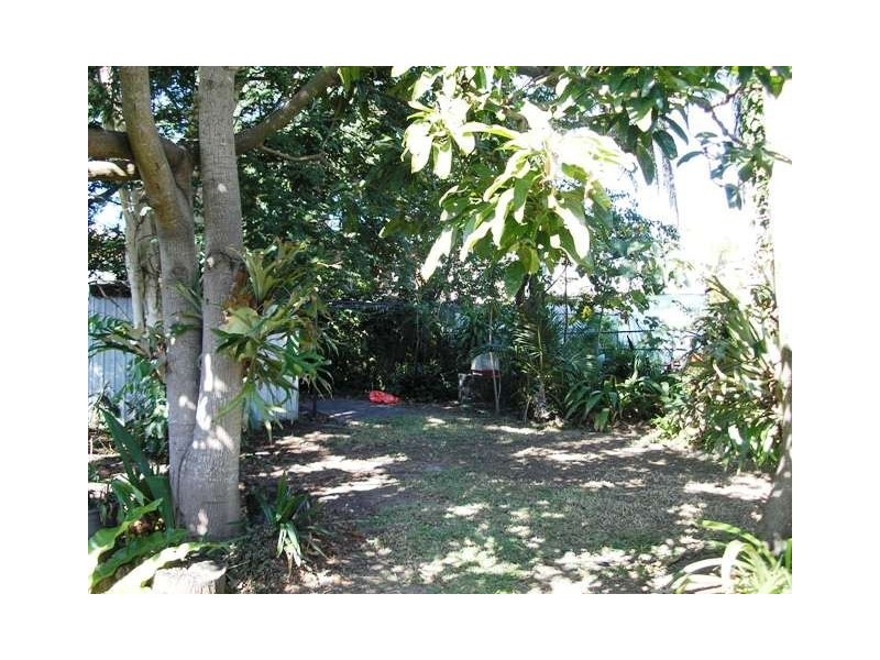 57 Shanahan St, Redland Bay QLD 4165