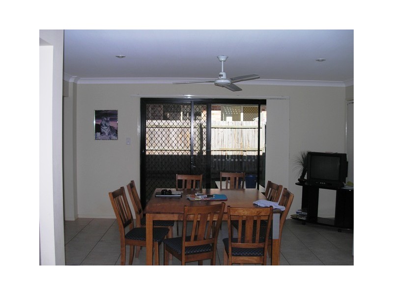 5 Seaholly Cres, Victoria Point QLD 4165