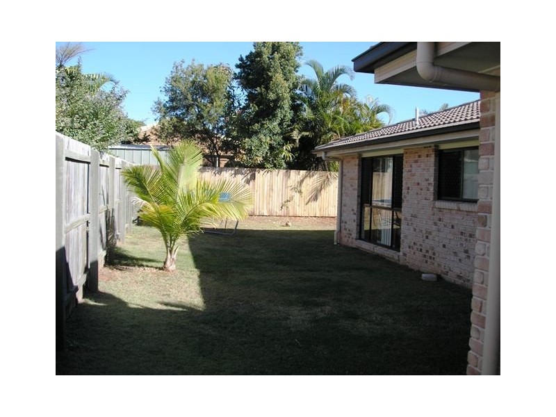 5 Seaholly Cres, Victoria Point QLD 4165