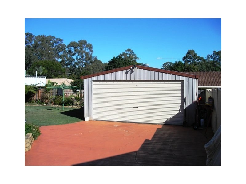 111 Cane Street, Redland Bay QLD 4165