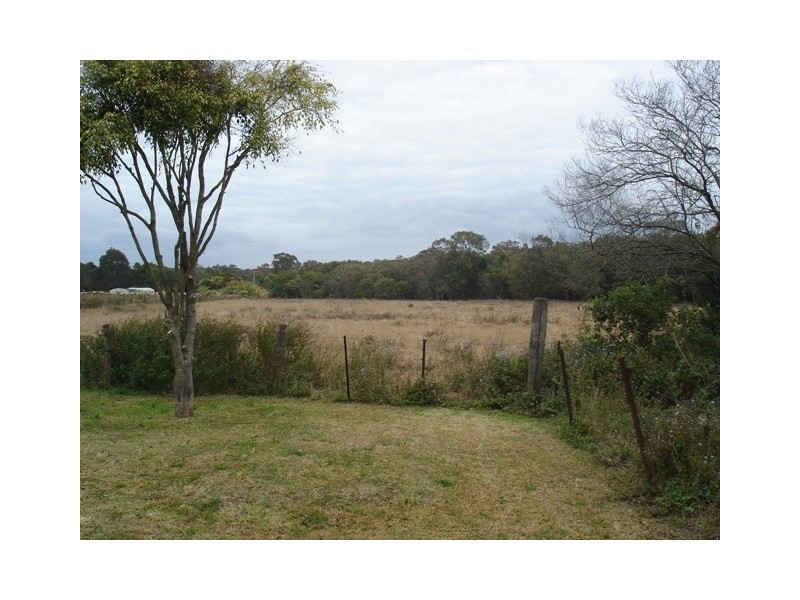 303 Cleveland-Redland Bay Road, Thornlands QLD 4164