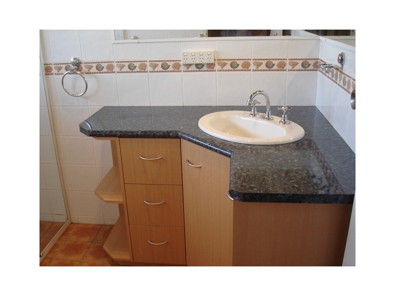 29 Warner St, Wellington Point QLD 4160