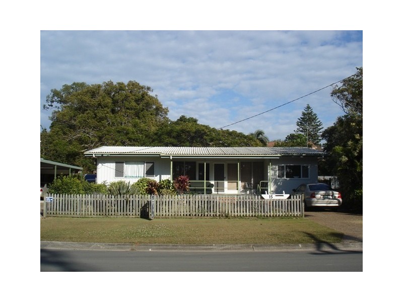 15-17 Outridge Street, Redland Bay QLD 4165