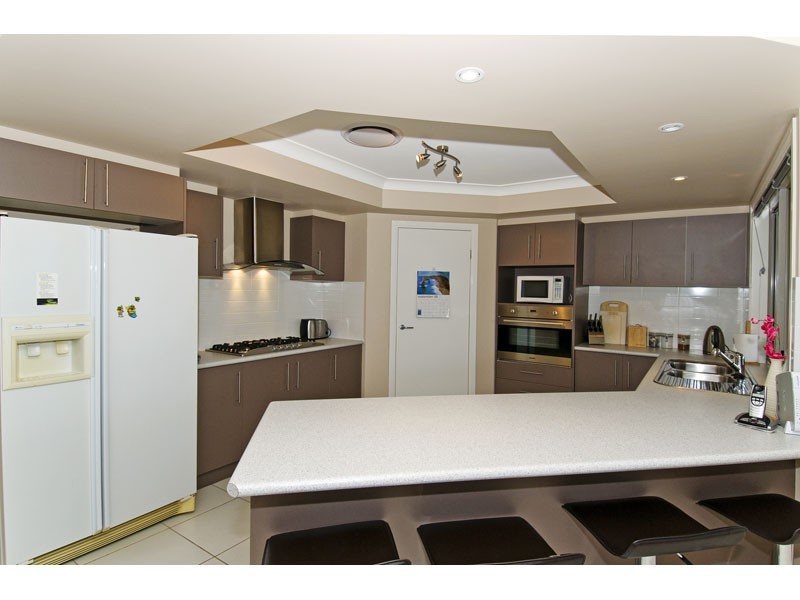 56 Aquila Street, Redland Bay QLD 4165